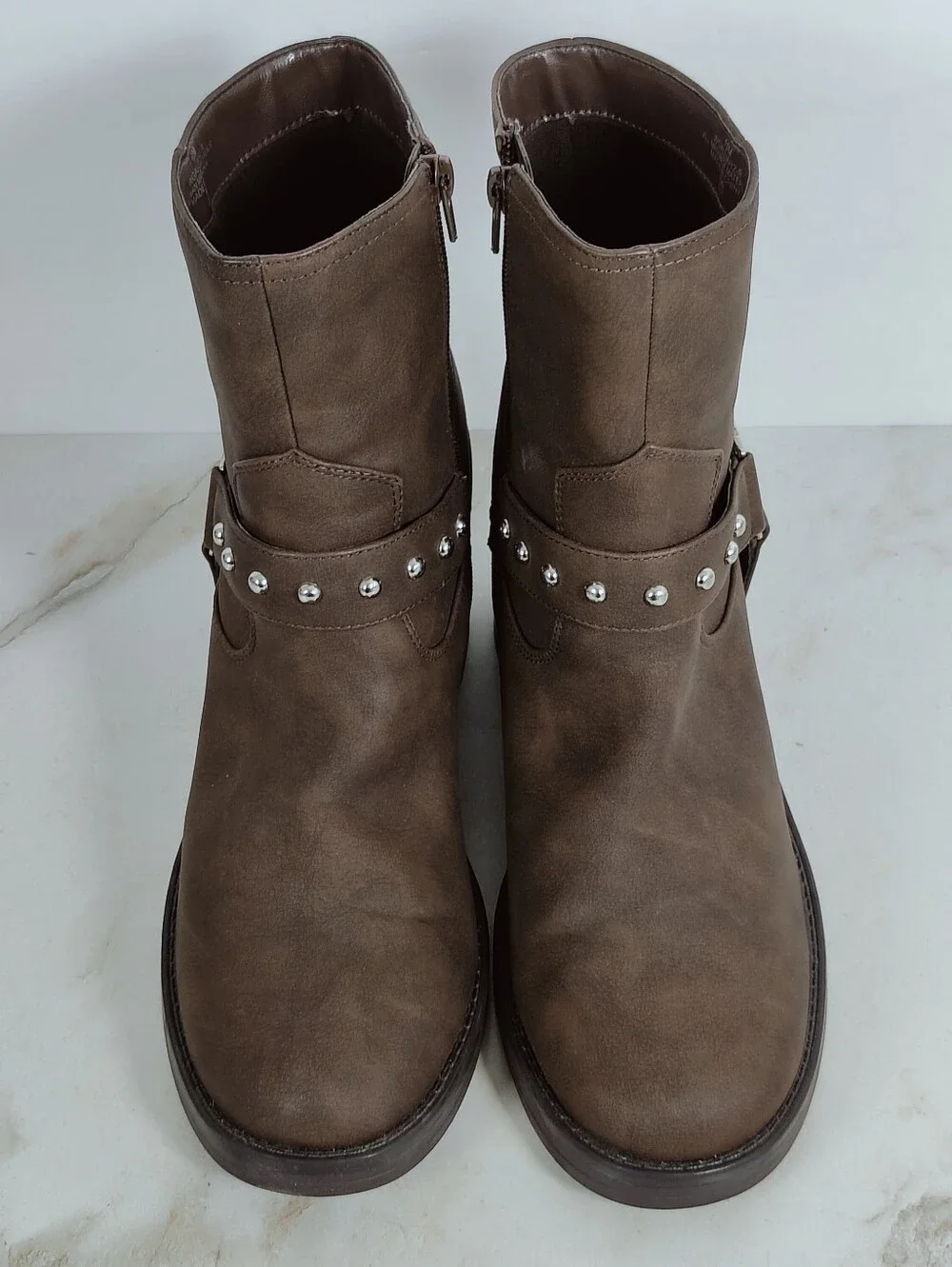 Guess Women's Galliah Brown Studded Harness Ankle Boots, Sz 10